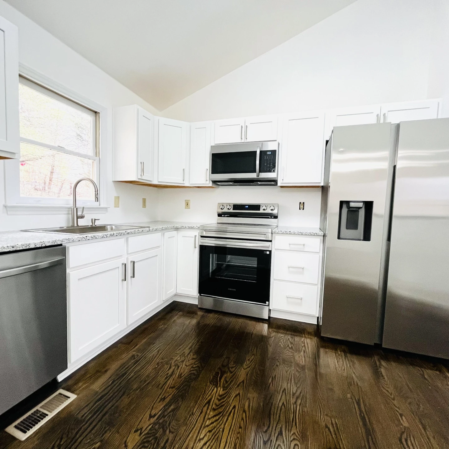 344 Elm ST - Photo 6
