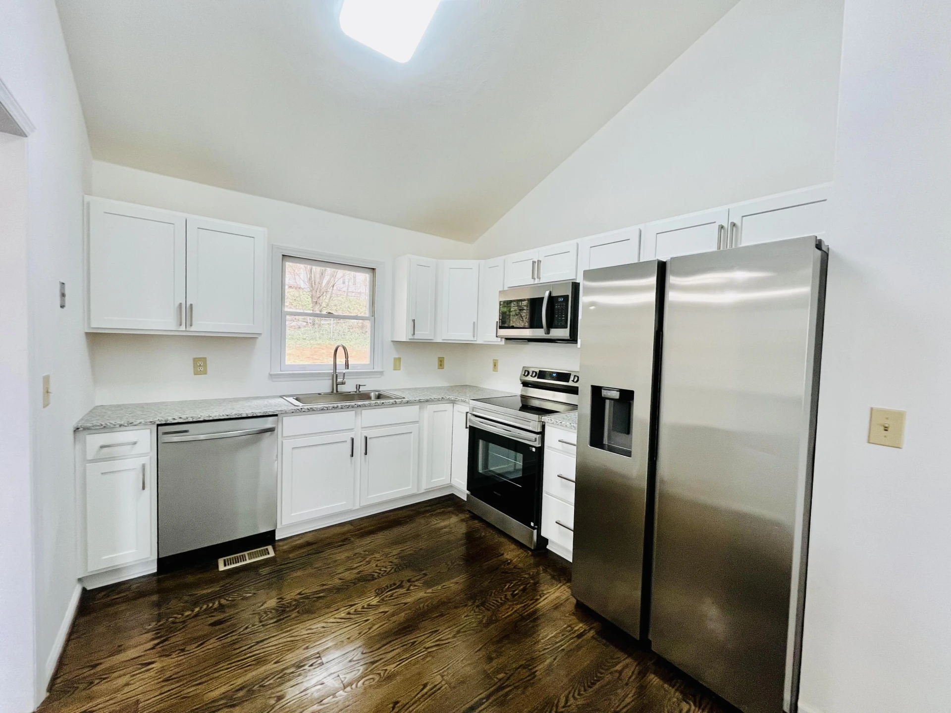 344 Elm ST - Photo 8