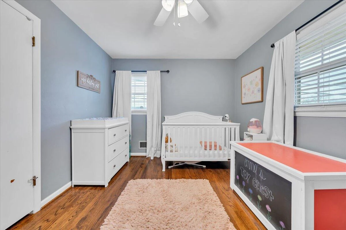 5907 Darby RD - Photo 17