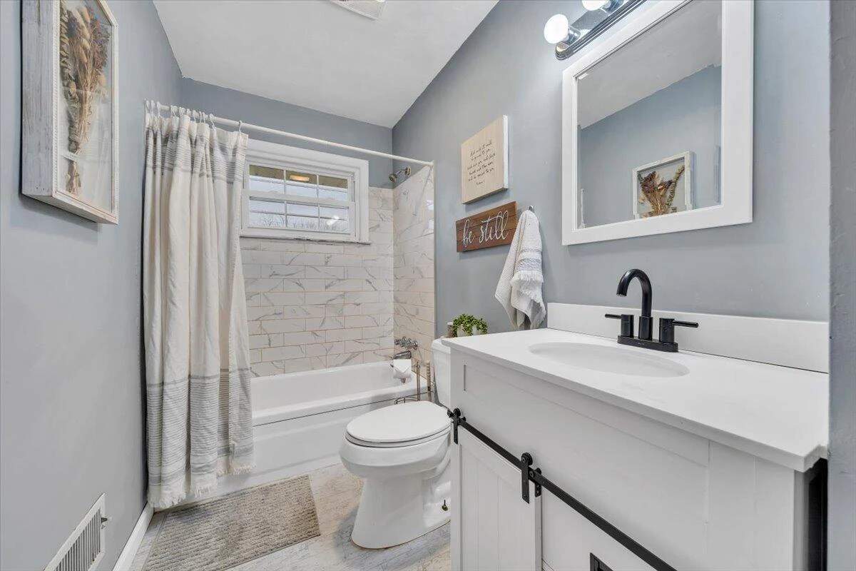 5907 Darby RD - Photo 20