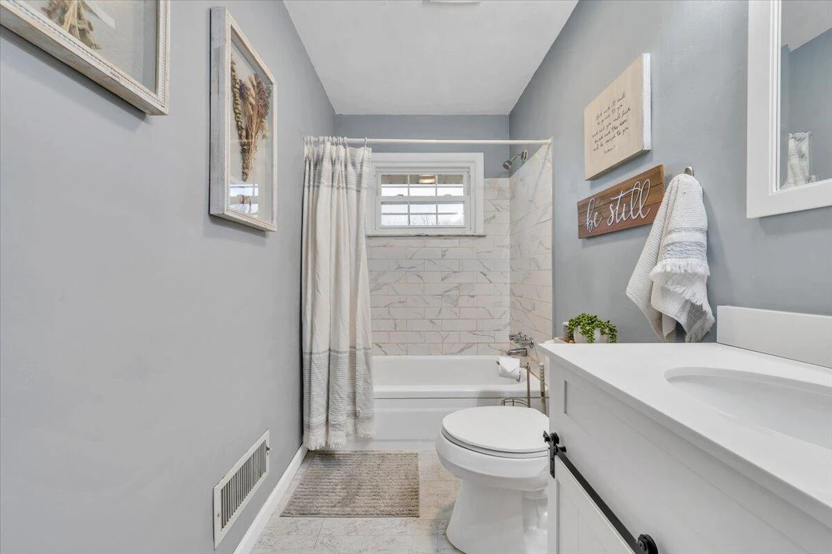 5907 Darby RD - Photo 21