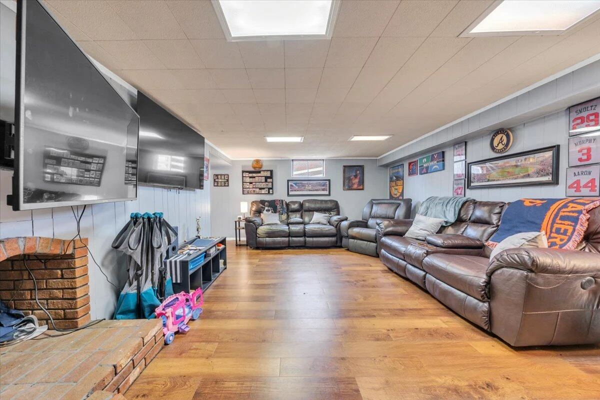 5907 Darby RD - Photo 24