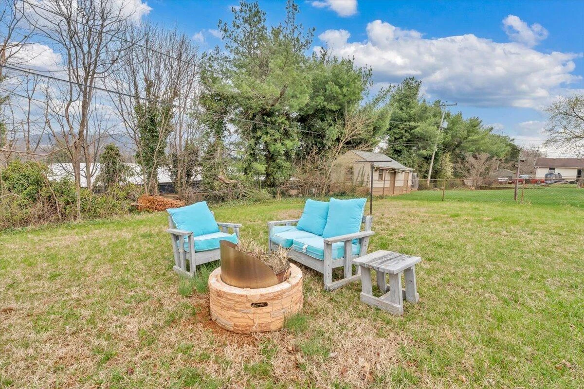 5907 Darby RD - Photo 31