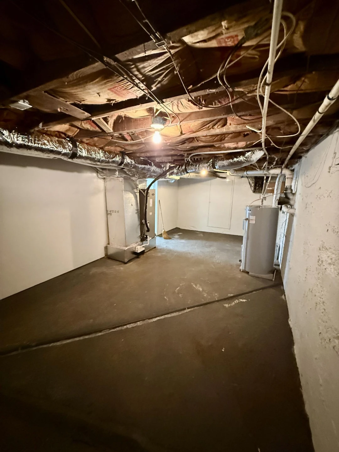 1021 Pechin AVE SE - Photo 32