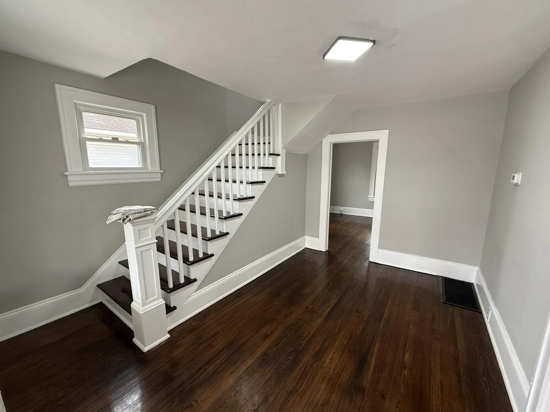 1021 Pechin AVE SE - Photo 5