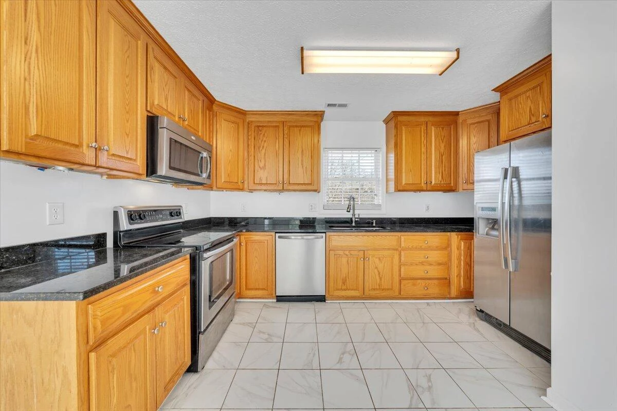 2415 Marr ST NW - Photo 12