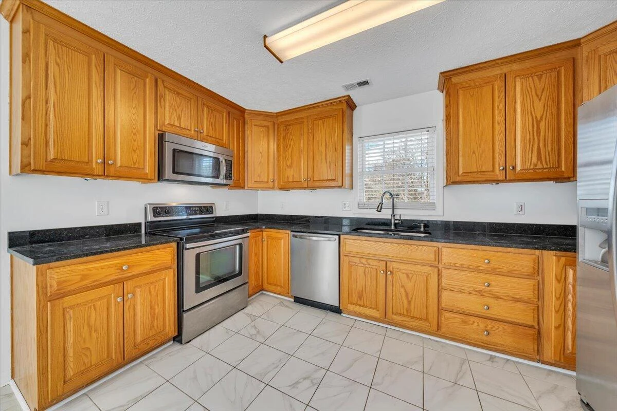 2415 Marr ST NW - Photo 13