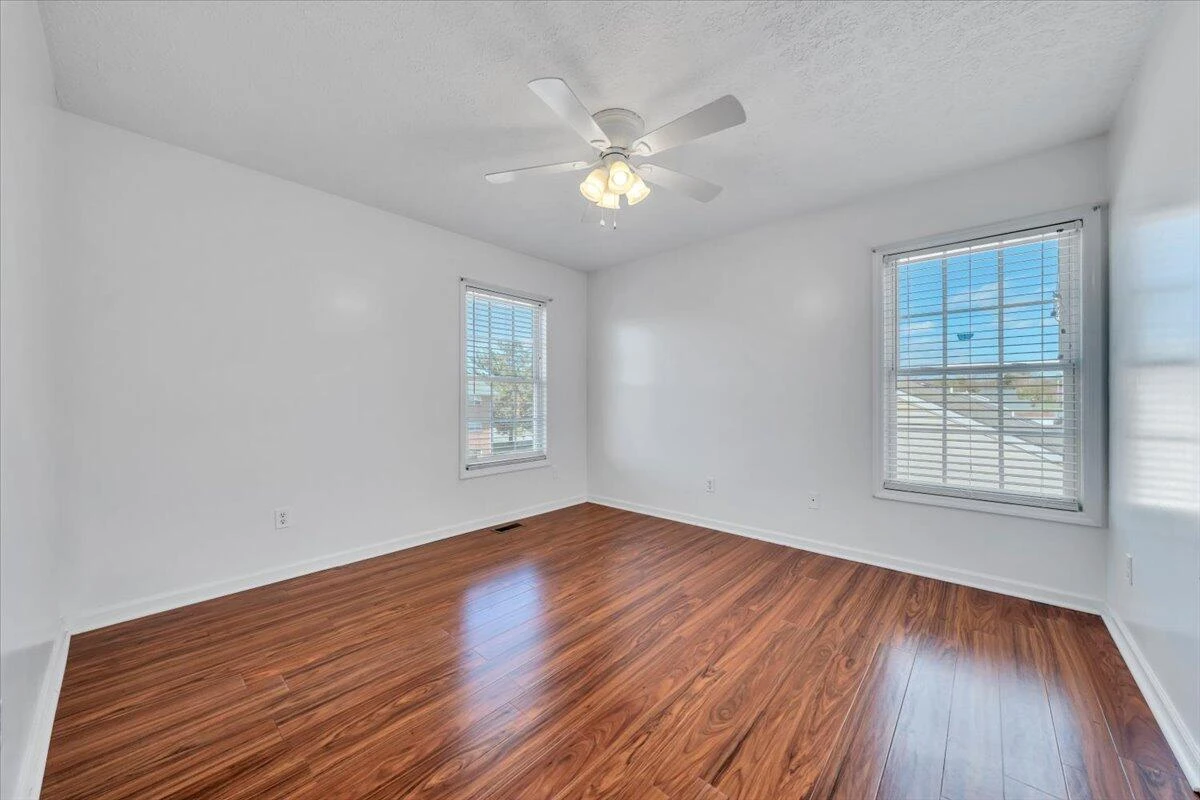 2415 Marr ST NW - Photo 21