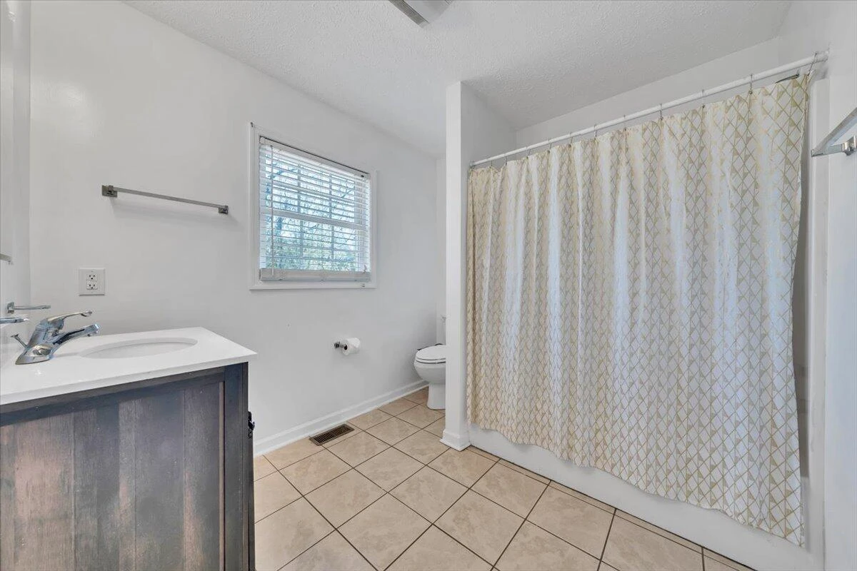 2415 Marr ST NW - Photo 25