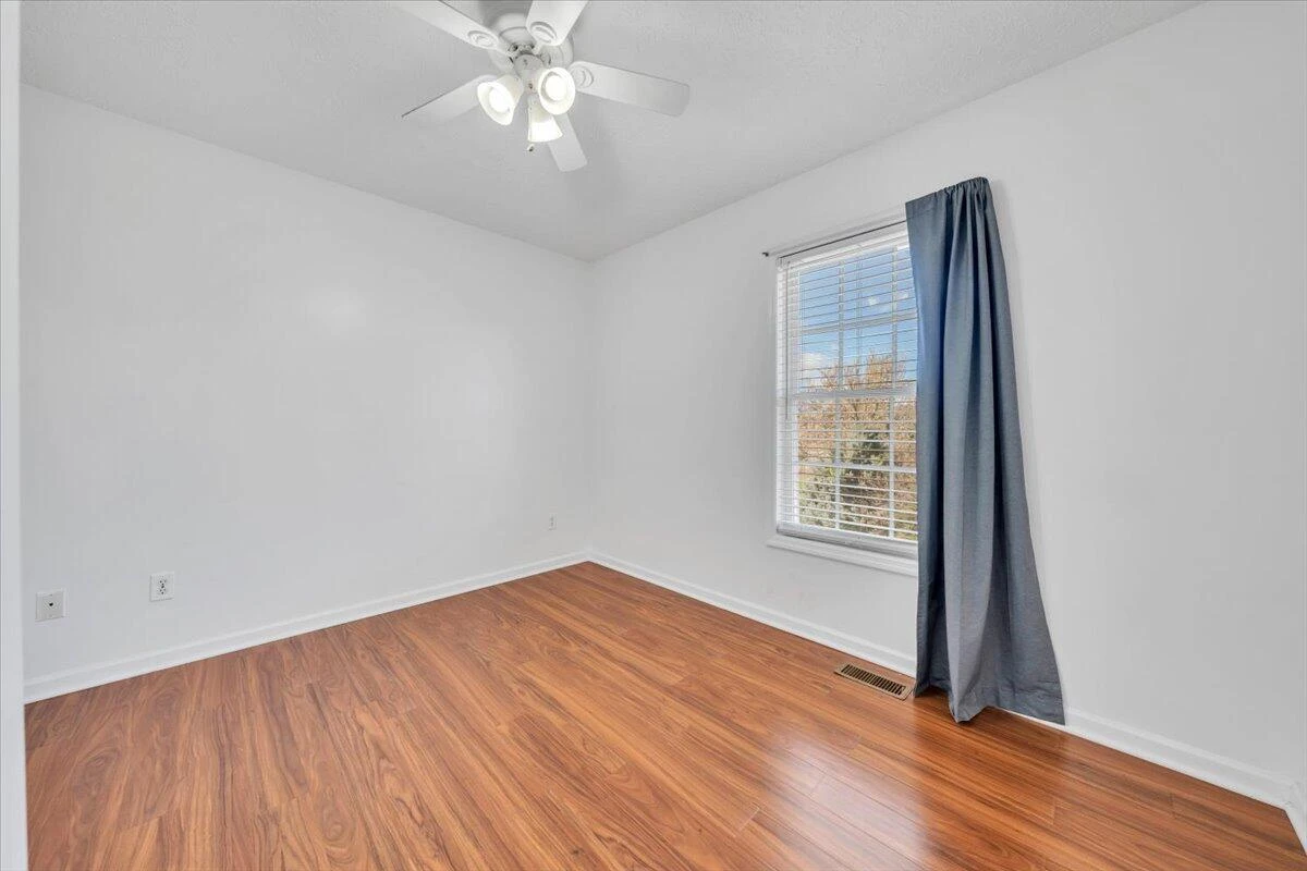 2415 Marr ST NW - Photo 30