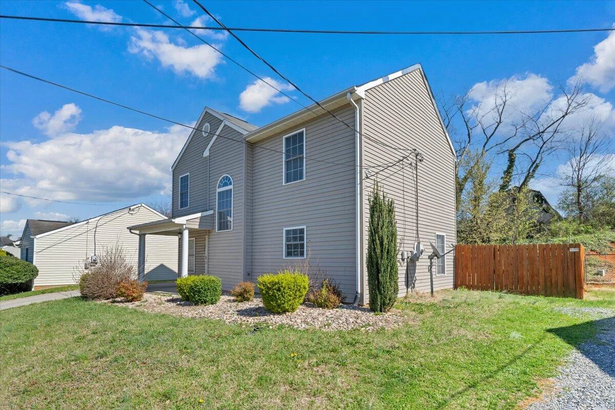 2415 Marr ST NW - Photo 43