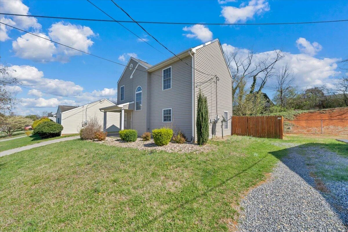 2415 Marr ST NW - Photo 44