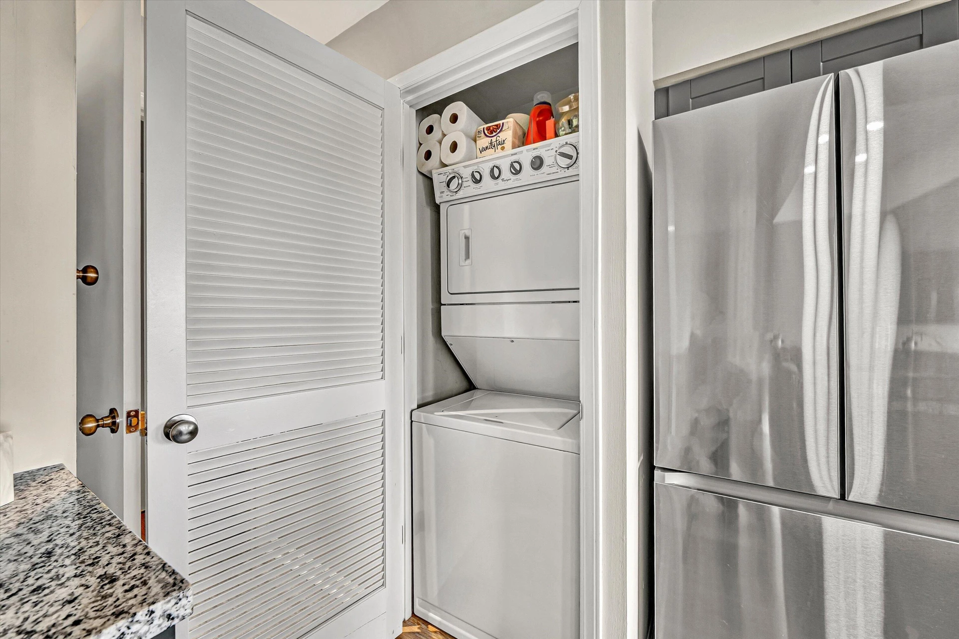 71 Waterside CIR #8-D - Photo 17