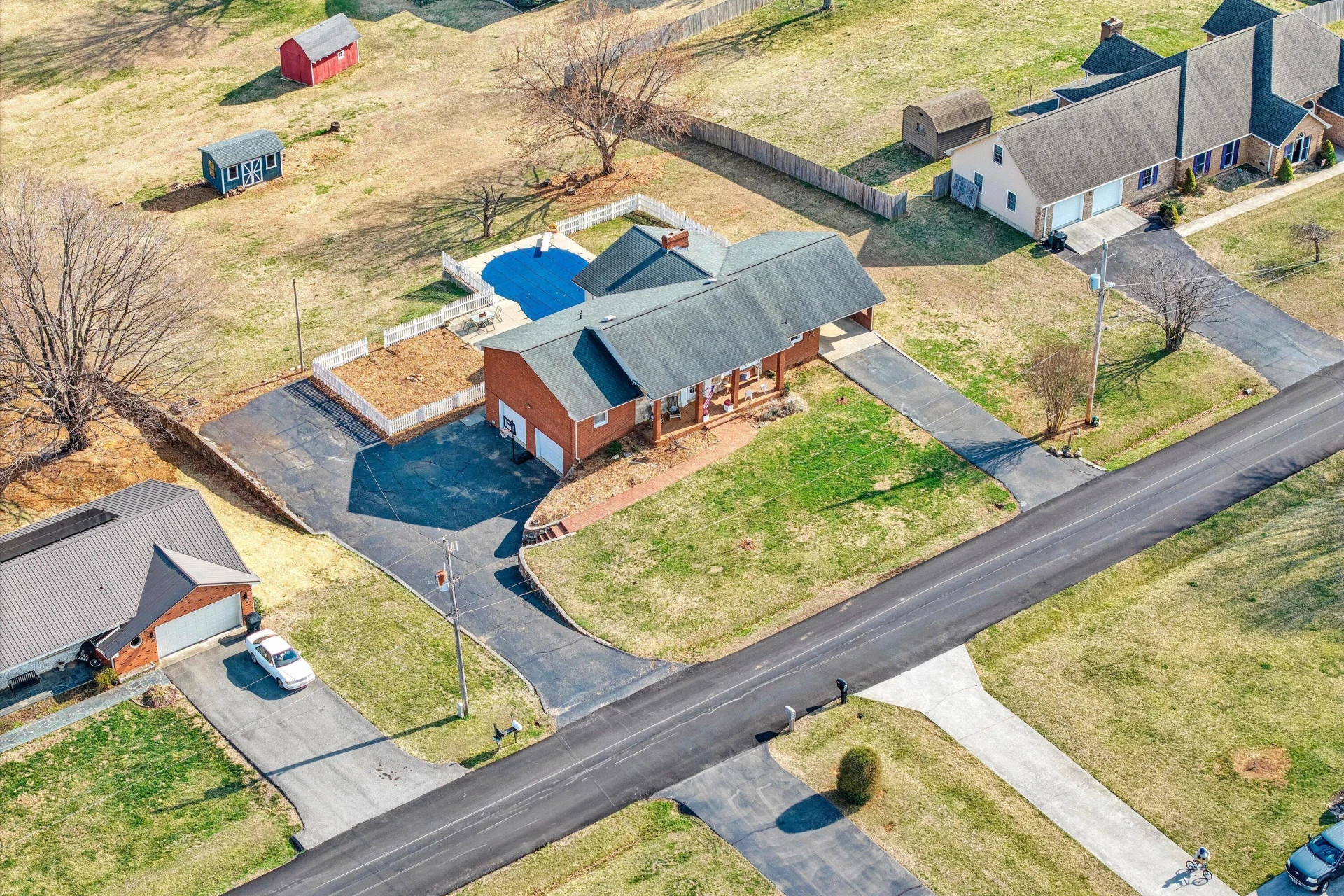 4043 Mockingbird Hill RD - Photo 10