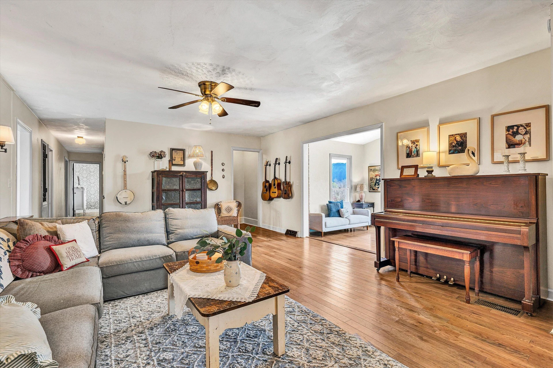 4043 Mockingbird Hill RD - Photo 16
