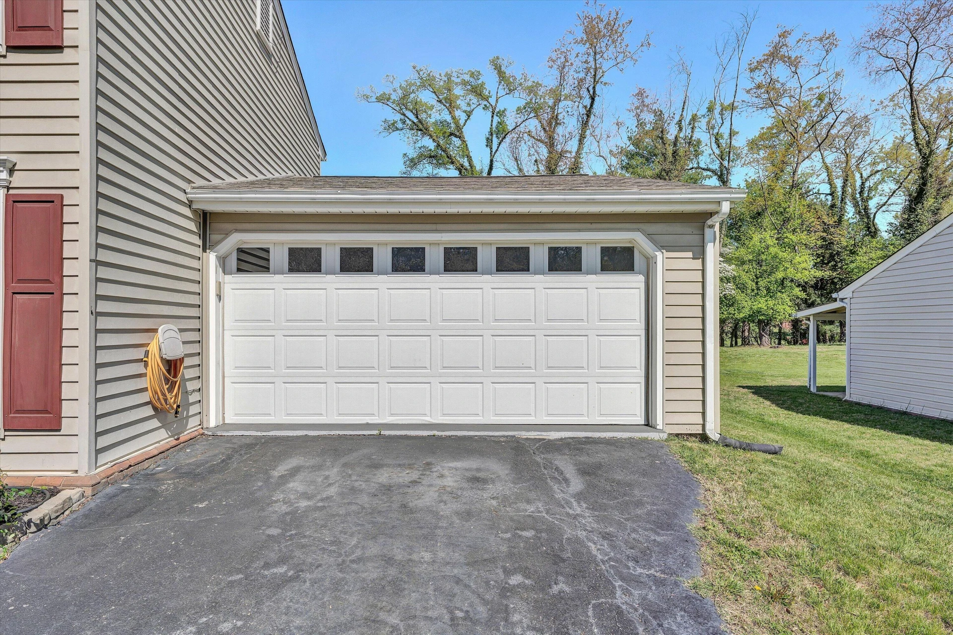 3131 Garst Cabin DR - Photo 2