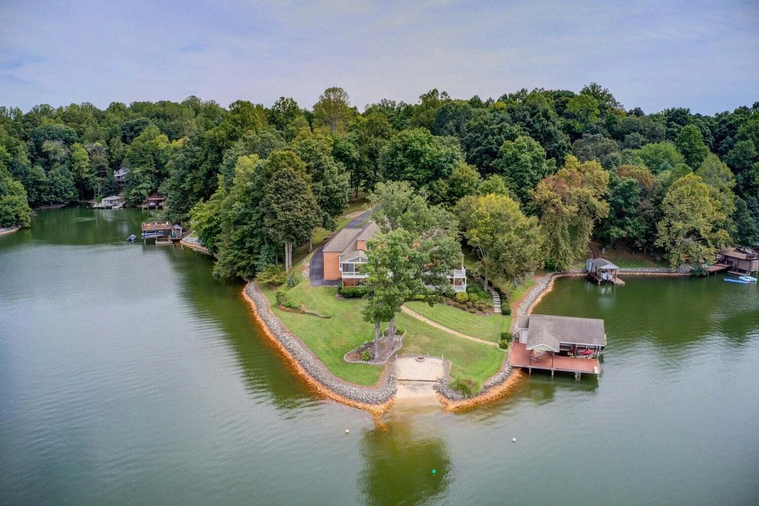 1300 Pats DR