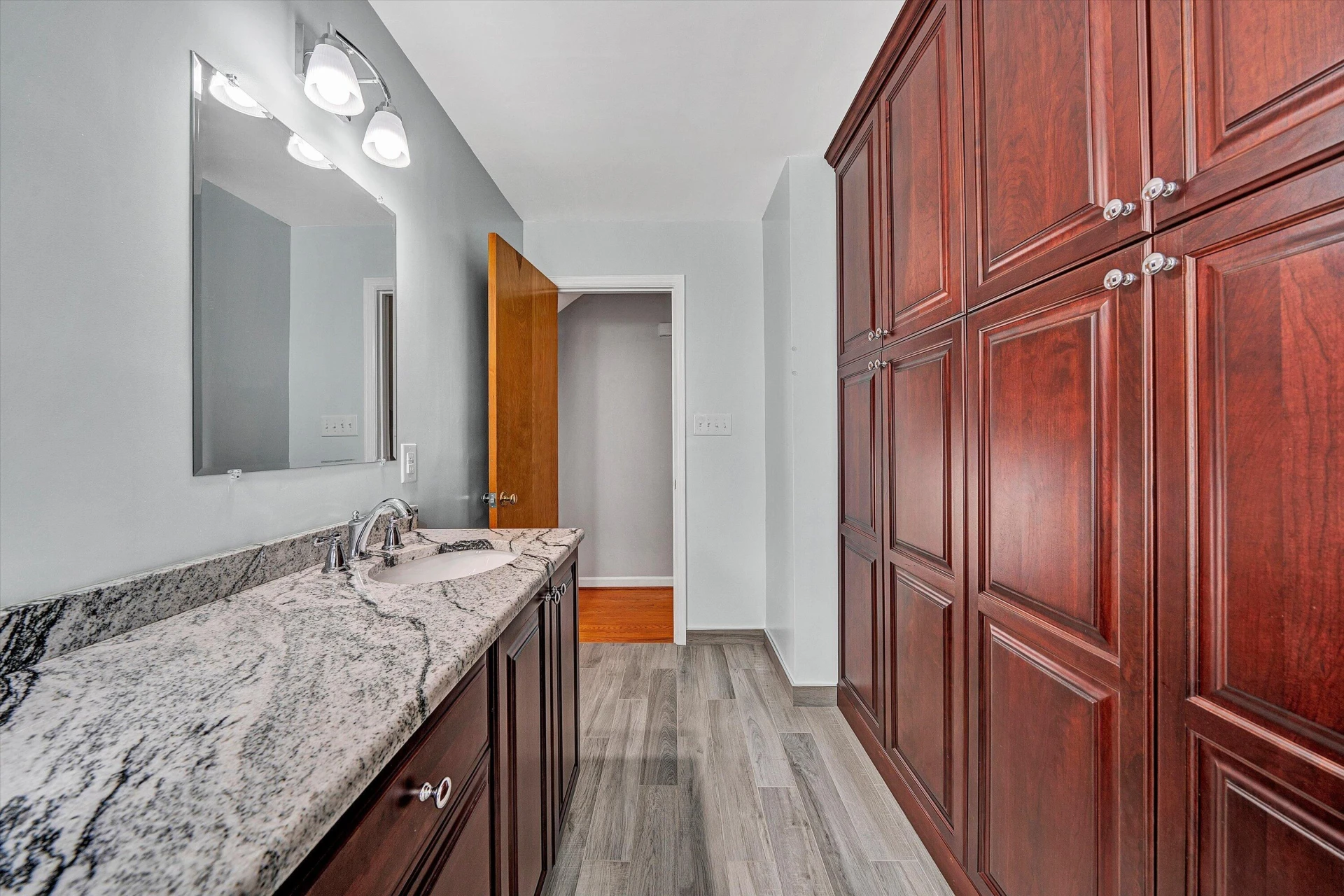 3220 Hartley CIR SW - Photo 32