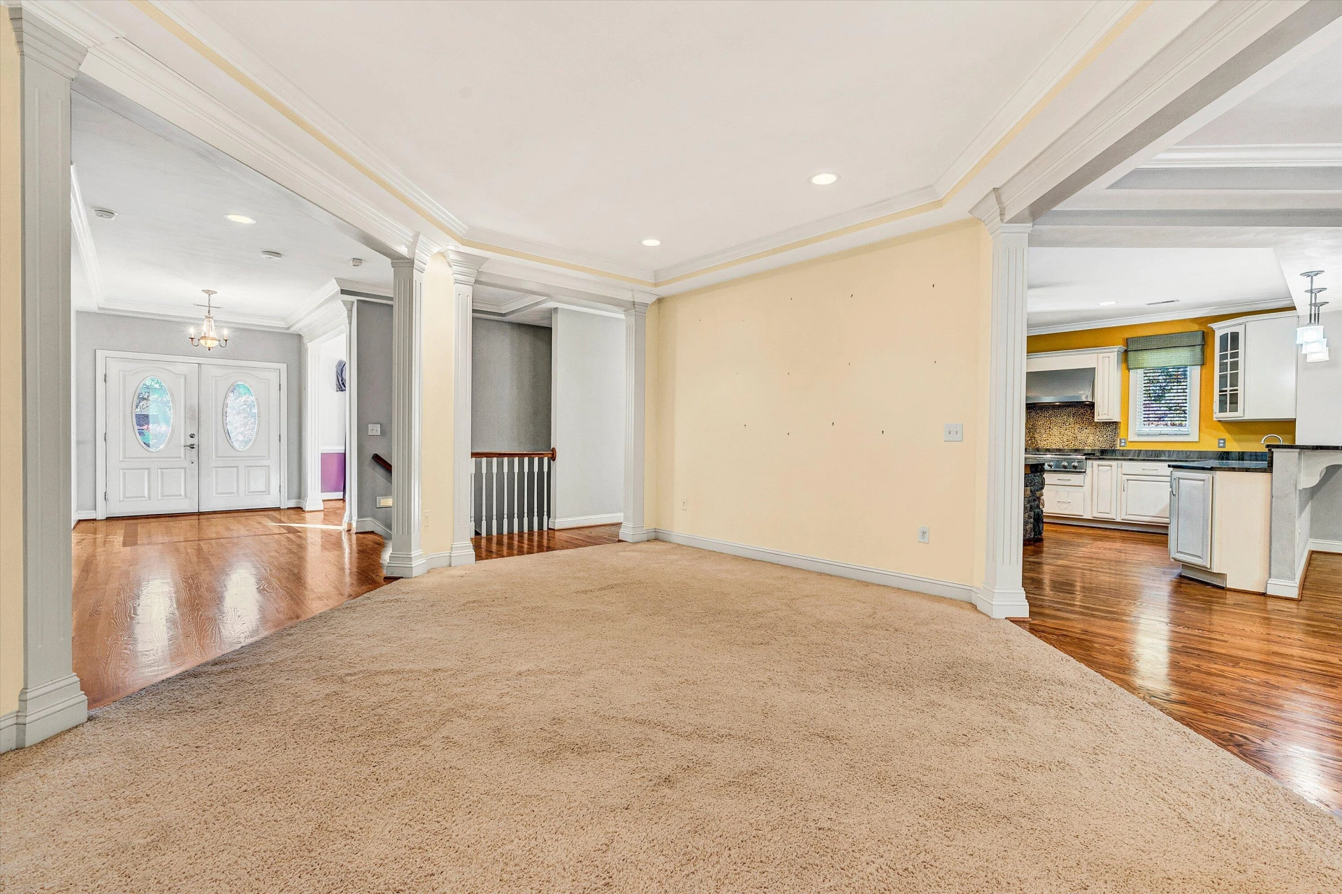 1721 Walden CIR - Photo 19
