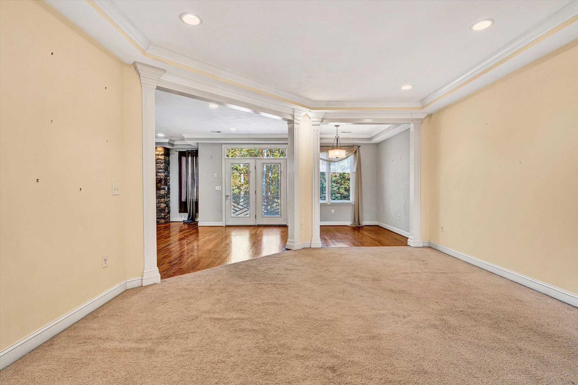 1721 Walden CIR - Photo 21