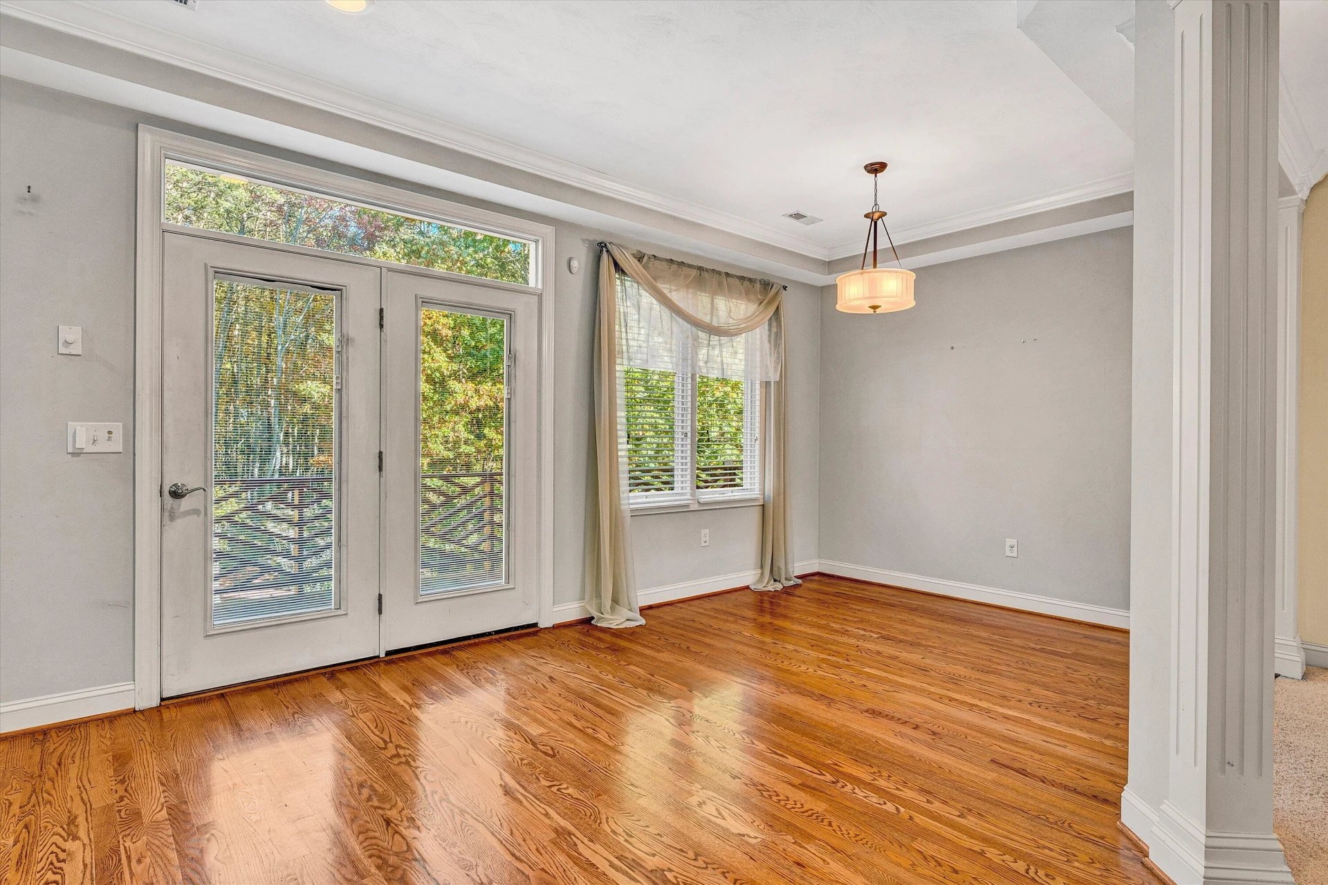 1721 Walden CIR - Photo 22