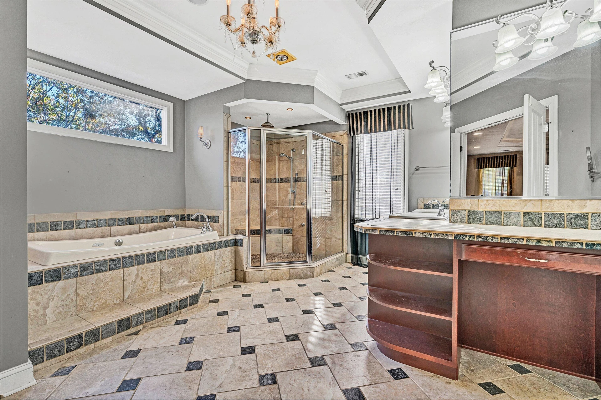 1721 Walden CIR - Photo 43