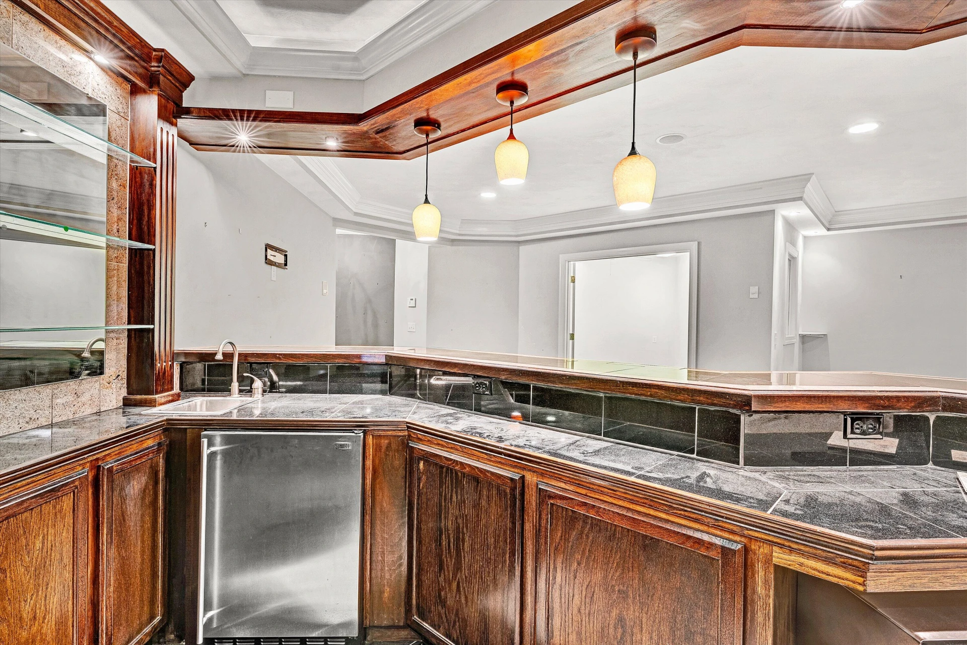 1721 Walden CIR - Photo 54