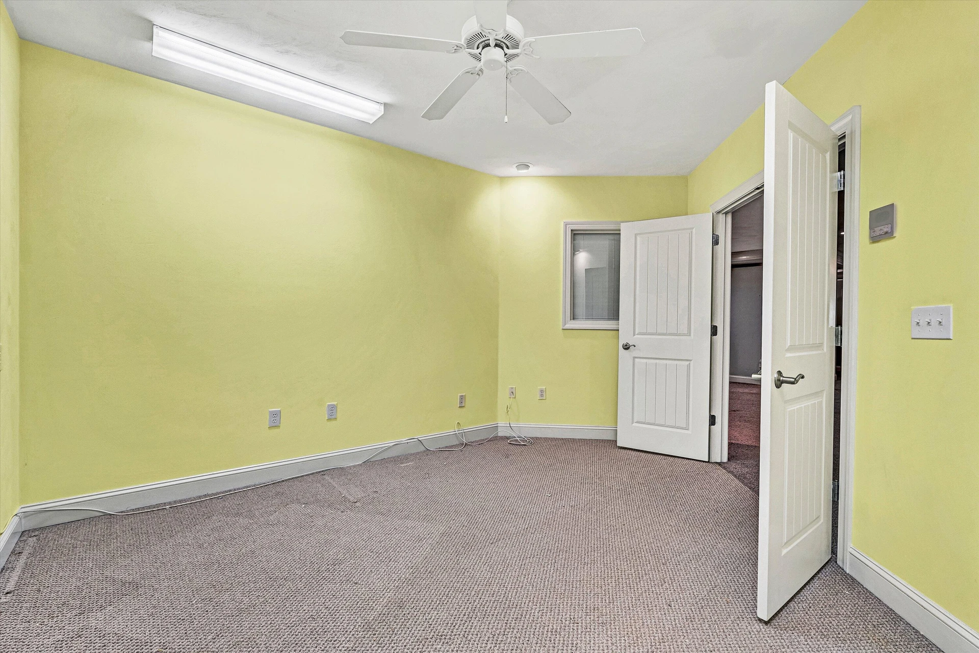1721 Walden CIR - Photo 56