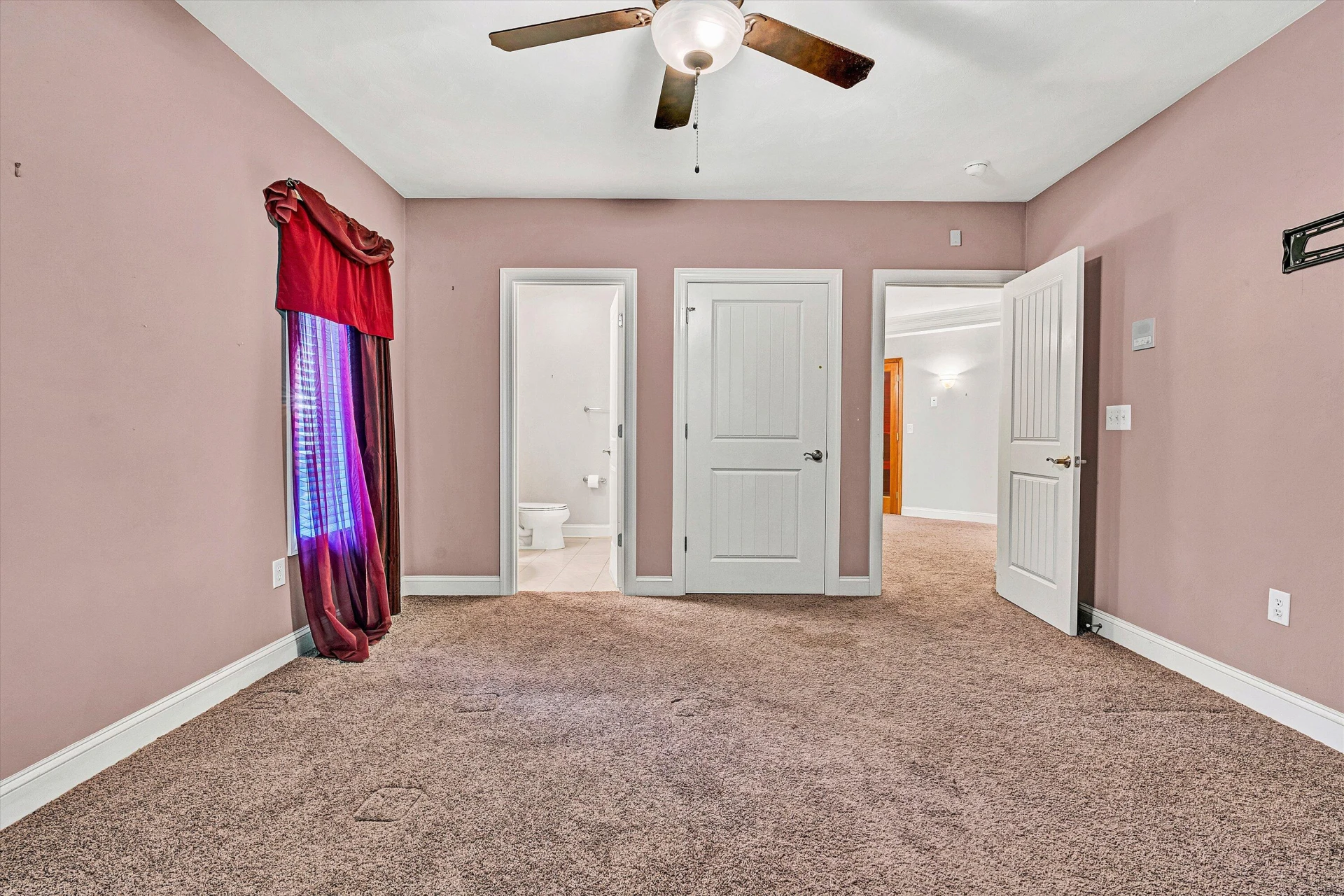 1721 Walden CIR - Photo 67