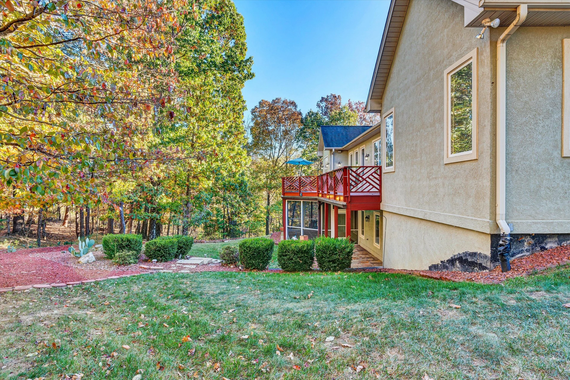 1721 Walden CIR - Photo 75