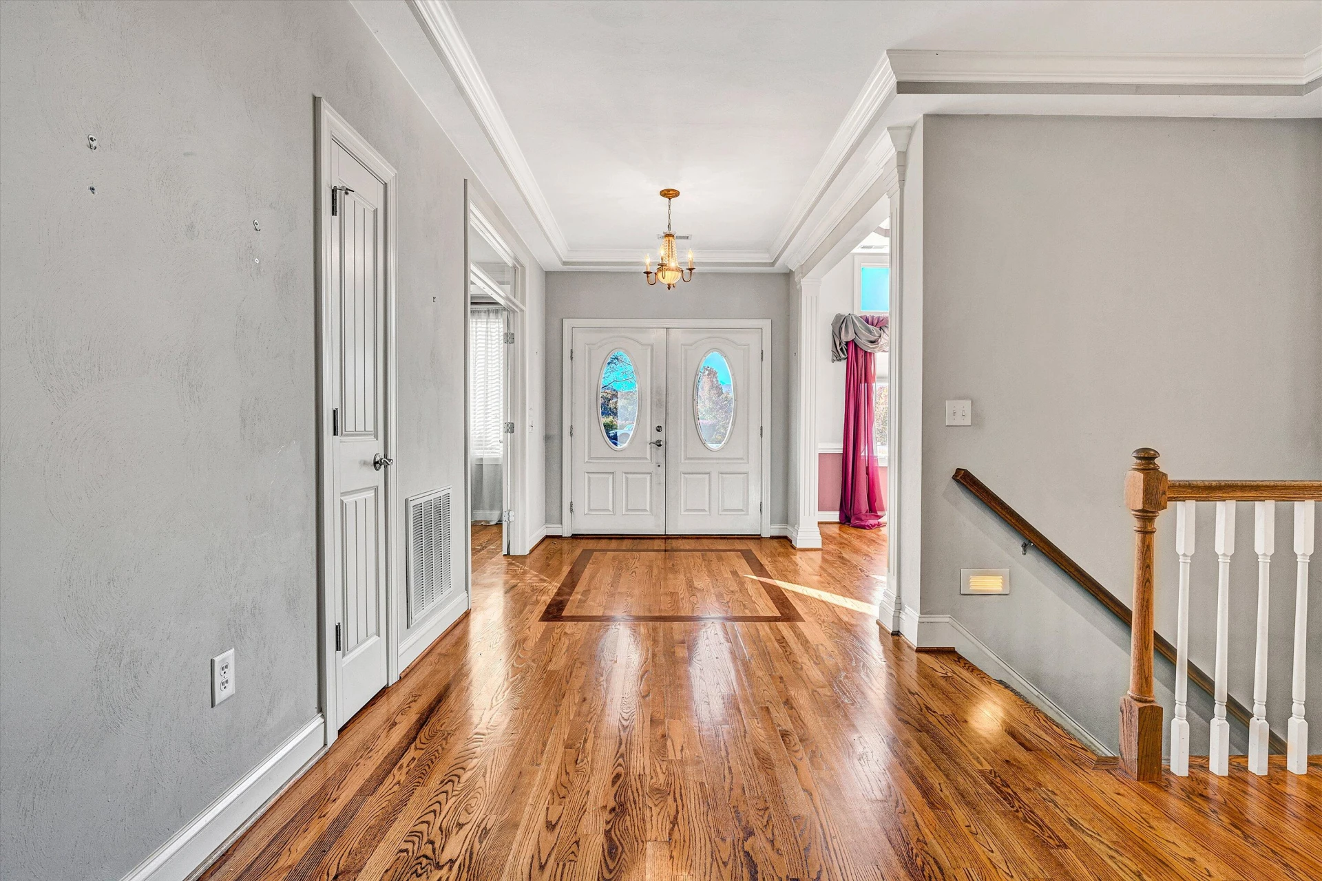 1721 Walden CIR - Photo 8
