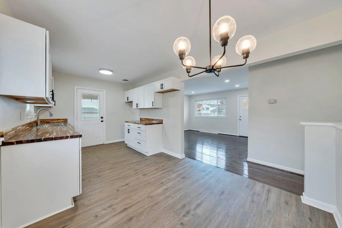 3807 Troutland AVE NW - Photo 12