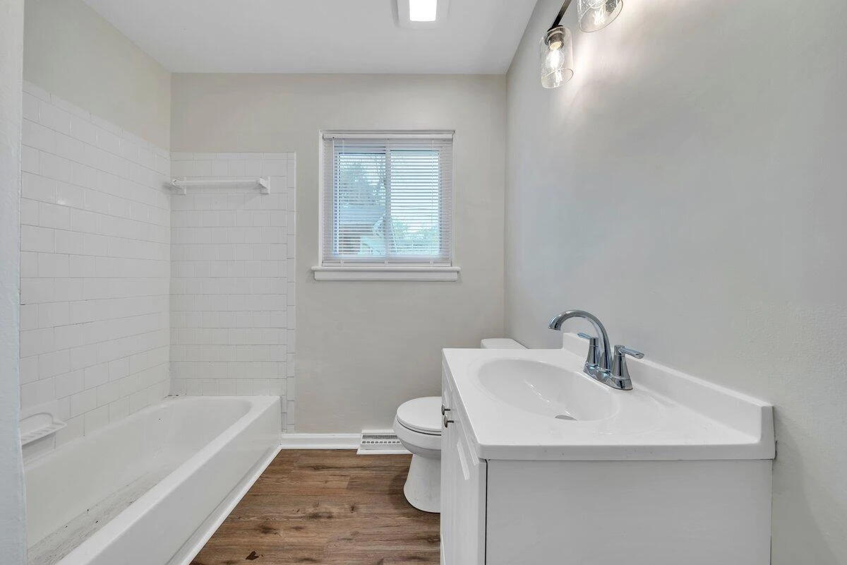 3807 Troutland AVE NW - Photo 18