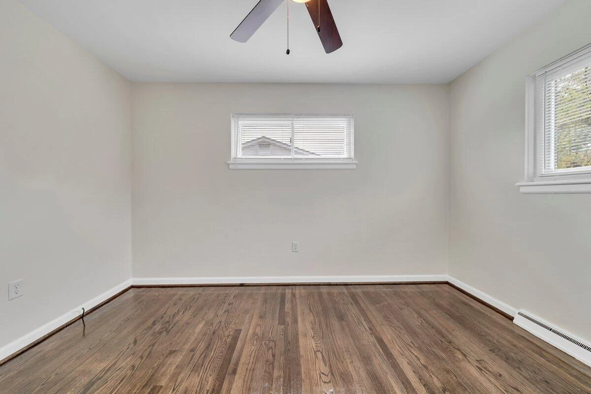 3807 Troutland AVE NW - Photo 24