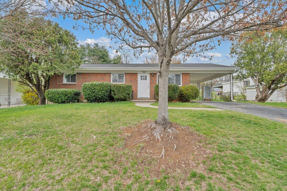 3807 Troutland AVE NW - Photo 39