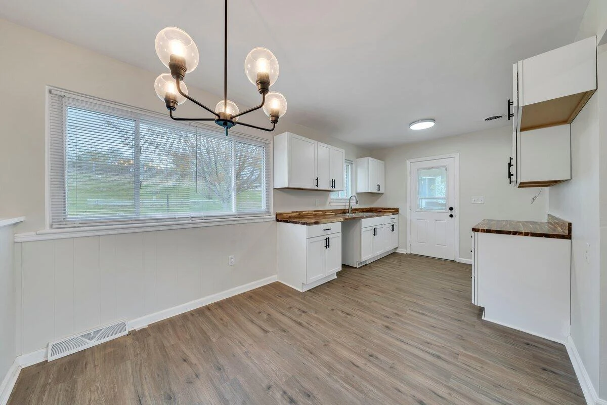 3807 Troutland AVE NW - Photo 9