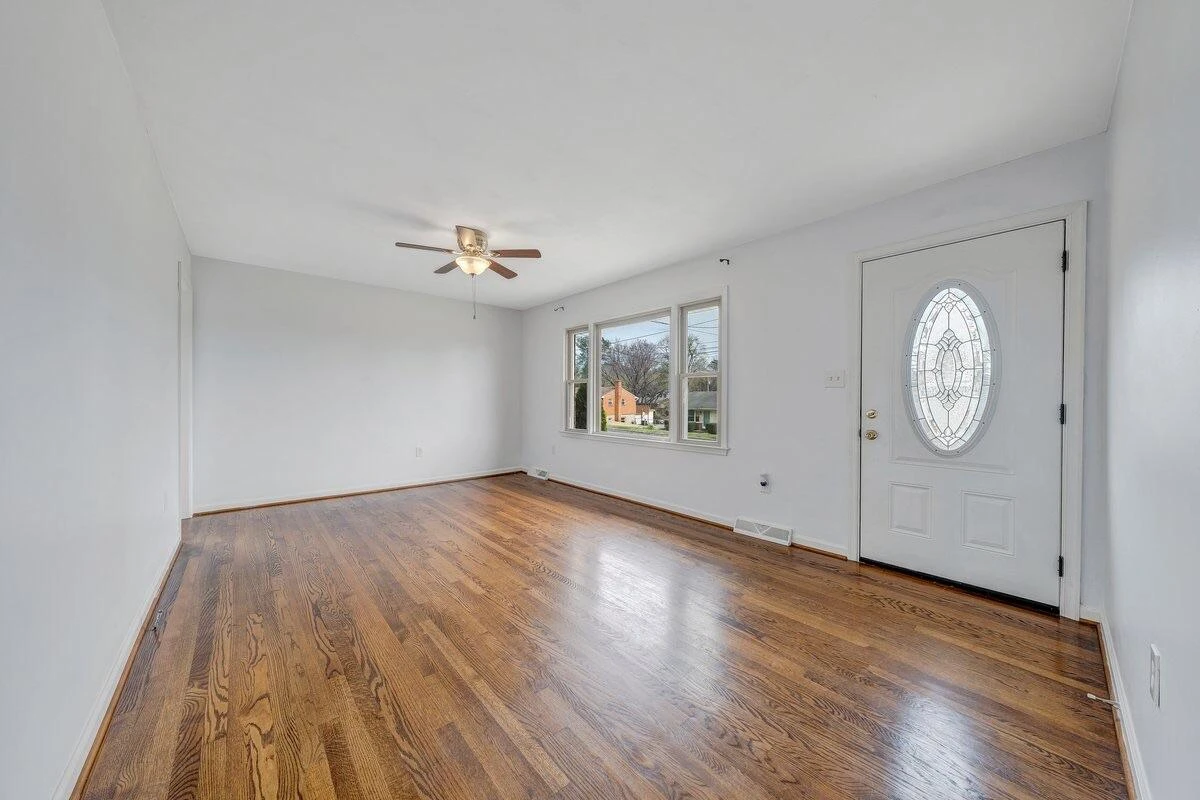 756 Kenyon RD - Photo 7