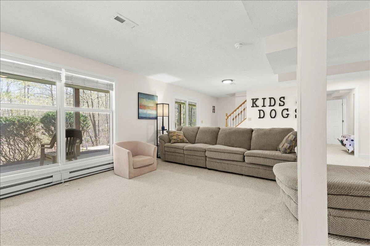 290 Dodee LN - Photo 40
