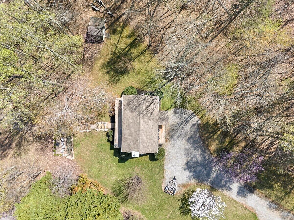 290 Dodee LN - Photo 48