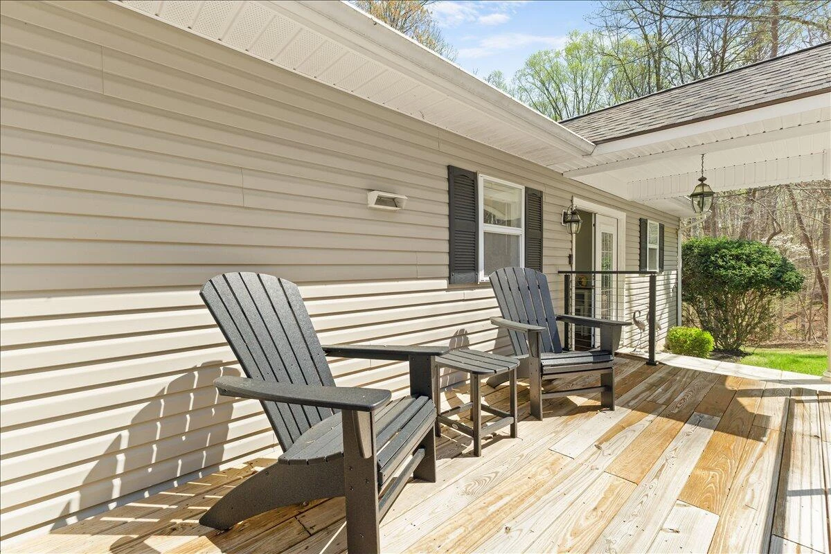 290 Dodee LN - Photo 7