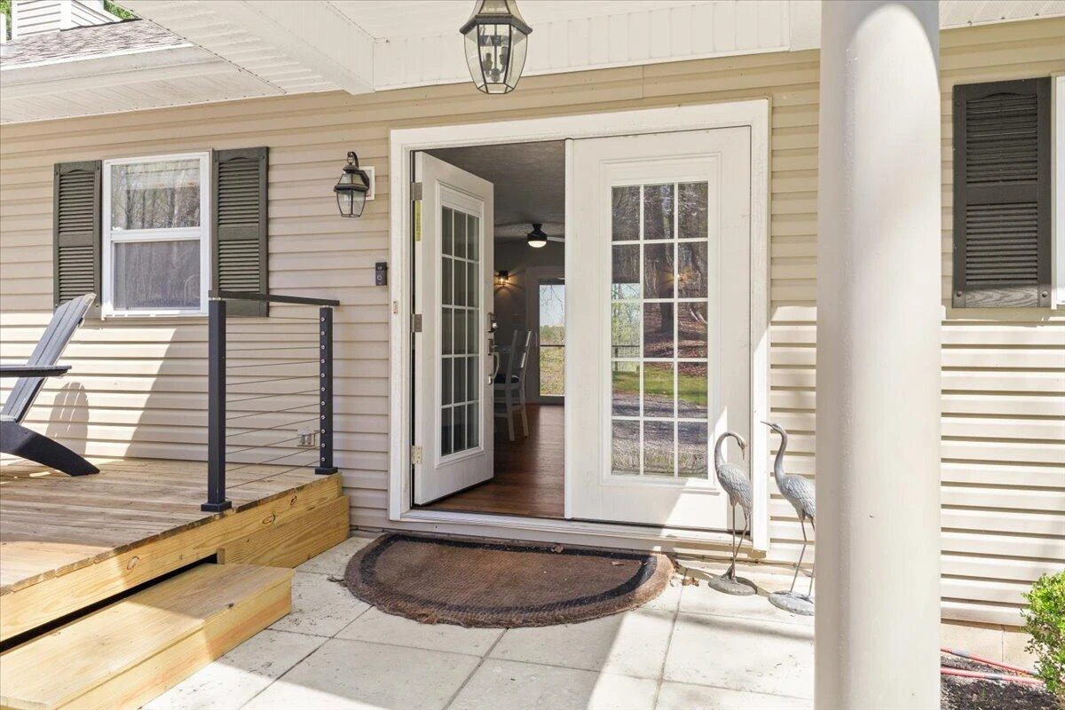 290 Dodee LN - Photo 8