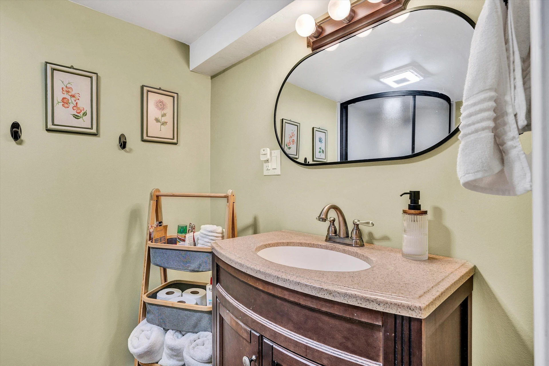 3076 Pebble DR - Photo 21