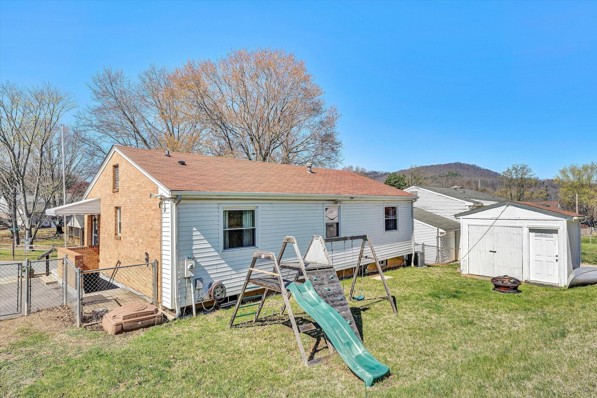 3076 Pebble DR - Photo 25