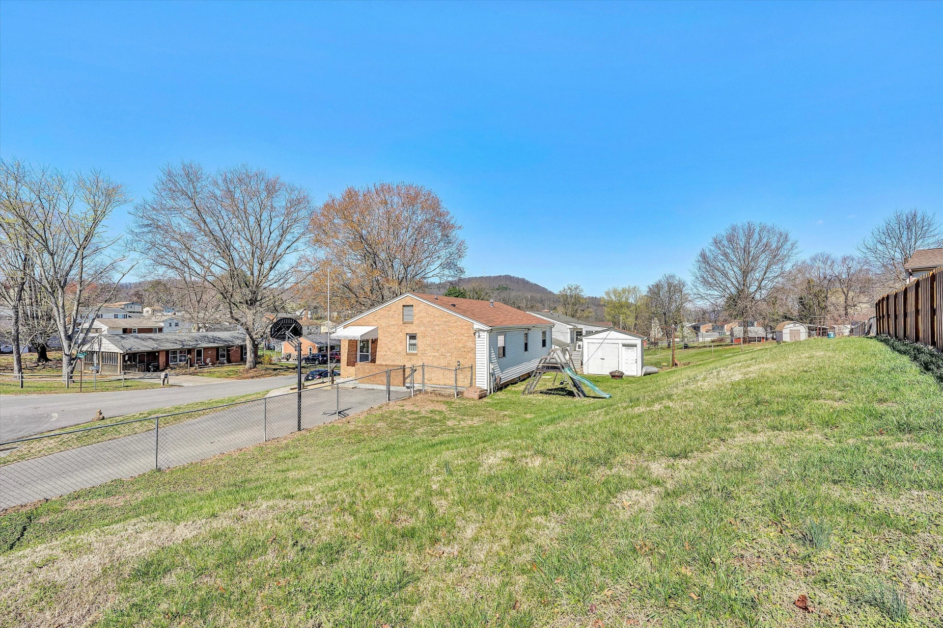 3076 Pebble DR - Photo 27