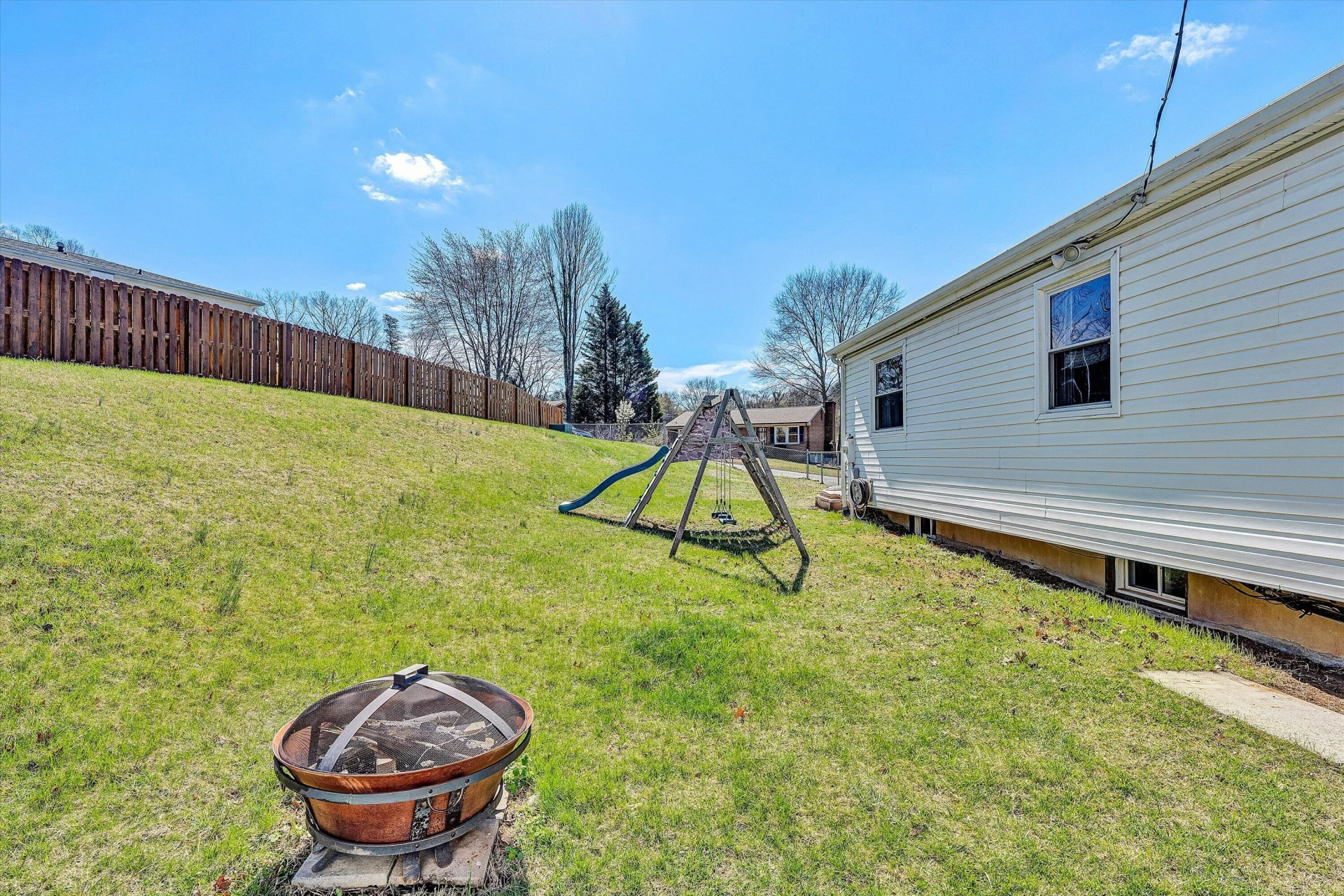 3076 Pebble DR - Photo 29