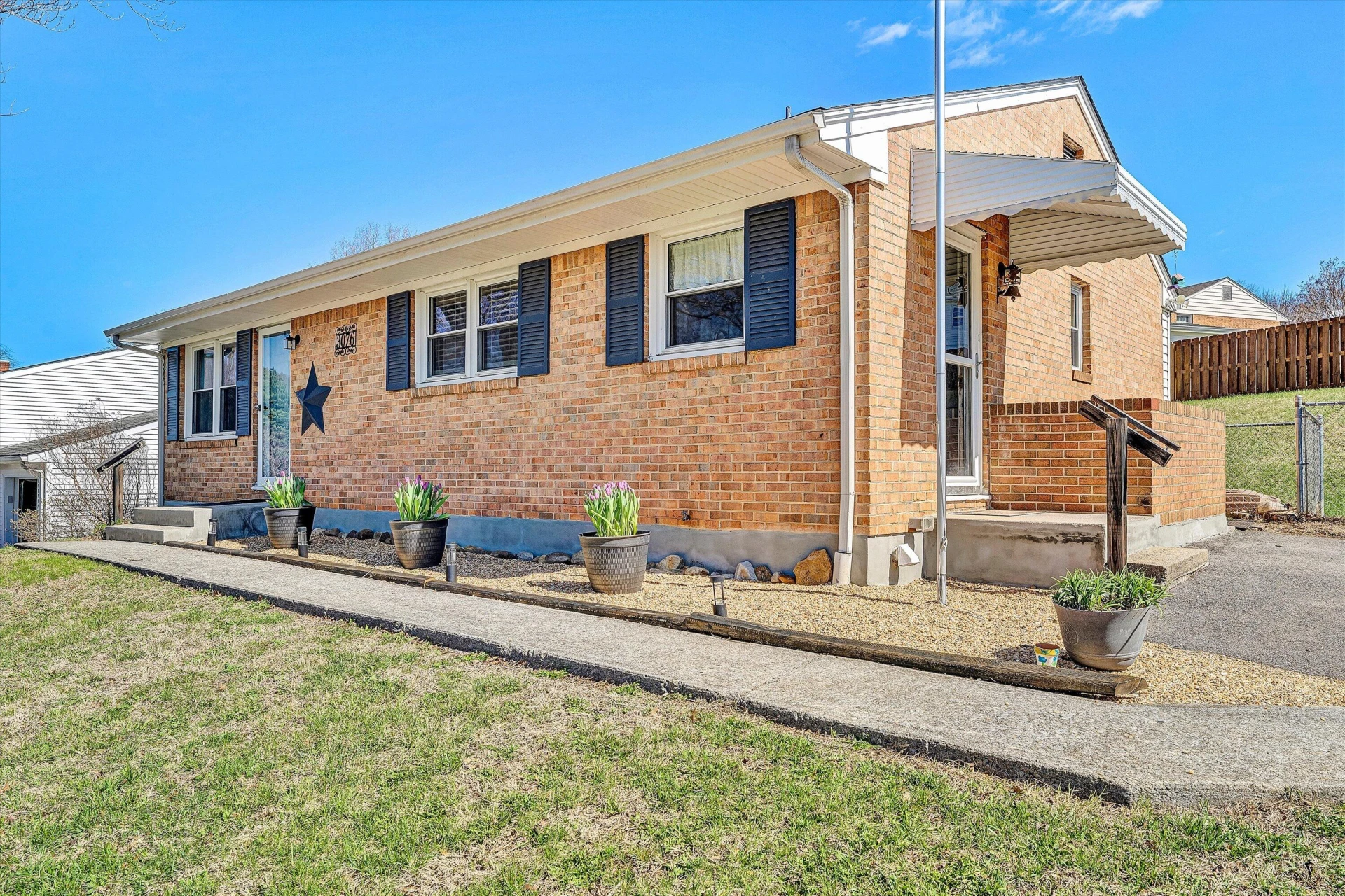 3076 Pebble DR - Photo 5