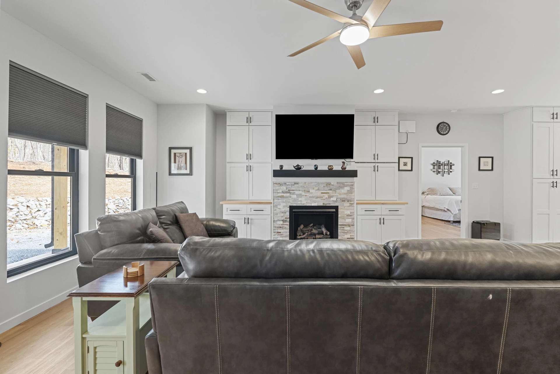 2409 Old Firetrail RD - Photo 4