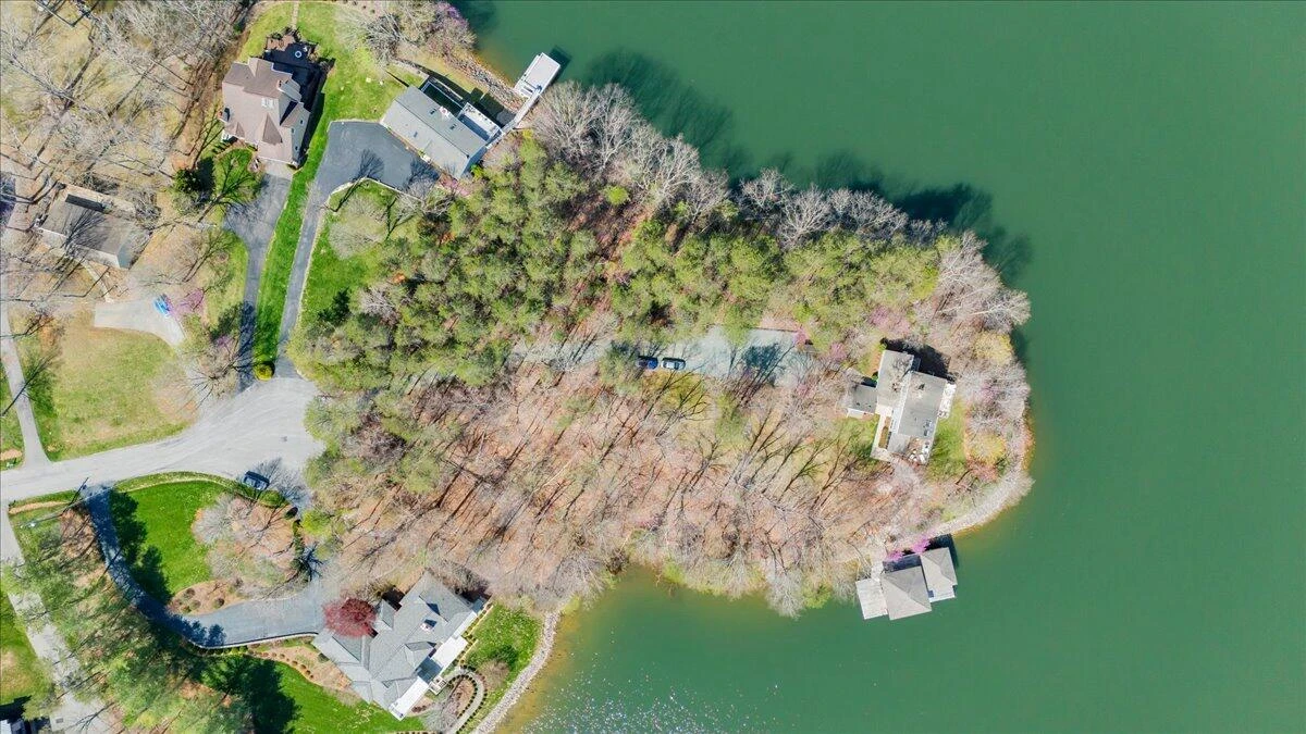 232 Peninsula DR - Photo 10