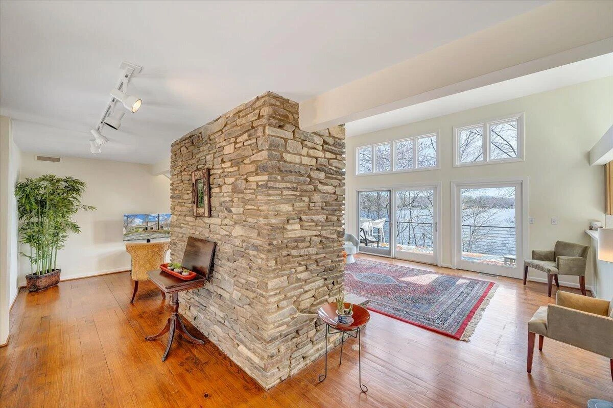 232 Peninsula DR - Photo 16