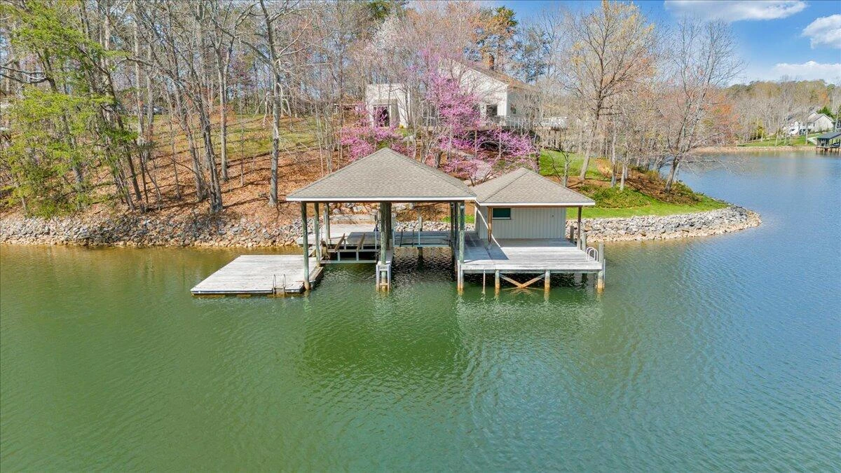 232 Peninsula DR - Photo 3